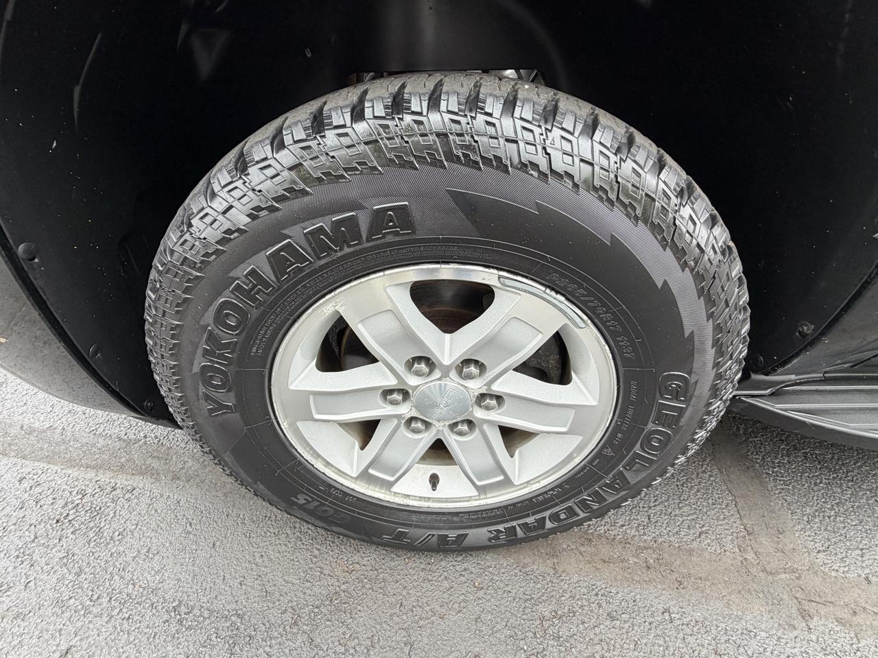 GMC Yukon SLT 4WD 2013