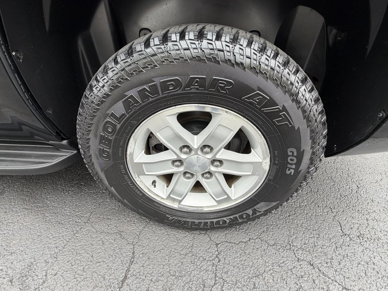 GMC Yukon SLT 4WD 2013