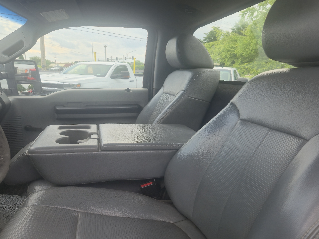 Ford F-350 SD XL 2WD 2011