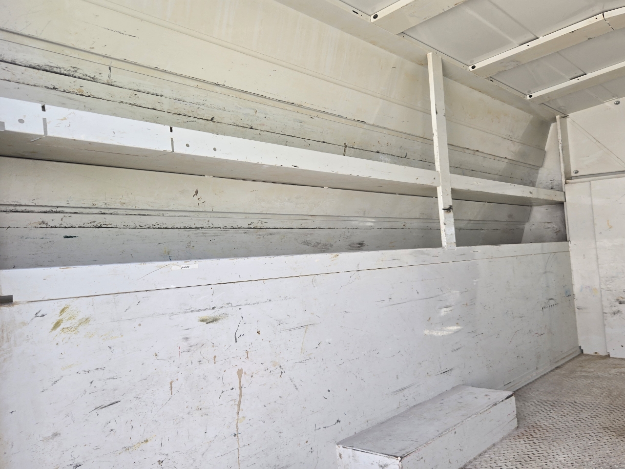 Ford Econoline E-350 Super Duty 2005