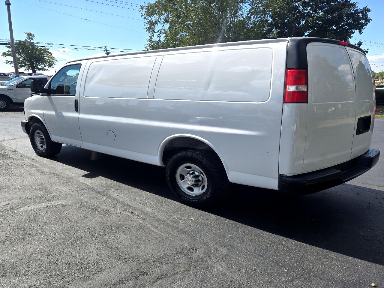 Chevrolet Express 3500 Cargo 2020 Chevrolet Express 3500 Cargo 2020