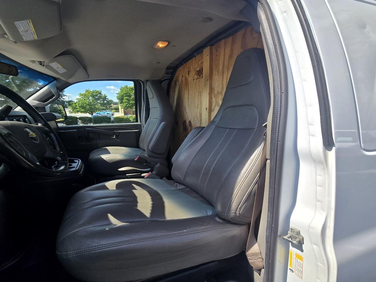 Chevrolet Express 3500 Cargo 2020 Chevrolet Express 3500 Cargo 2020