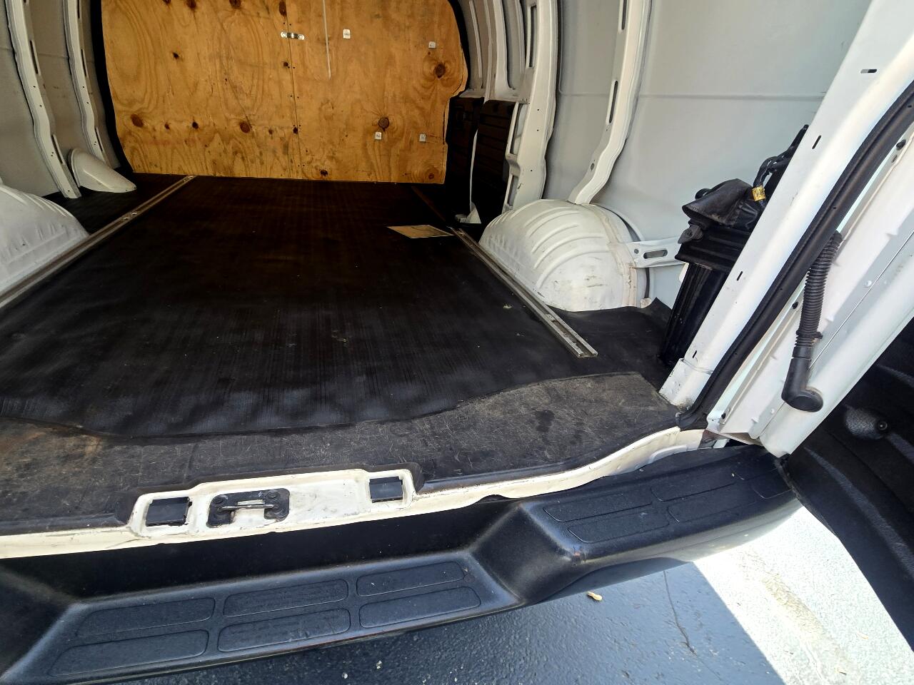 Chevrolet Express 3500 Cargo 2020 Chevrolet Express 3500 Cargo 2020