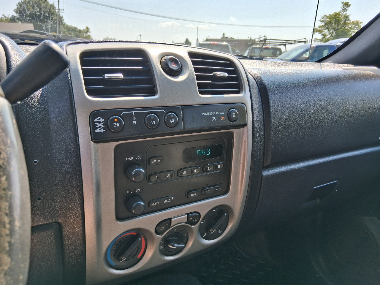 Chevrolet Colorado 1LT Crew Cab 4WD 2012 Chevrolet Colorado 1LT Crew Cab 4WD 2012