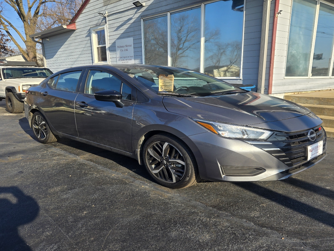 Nissan Versa SR 2025