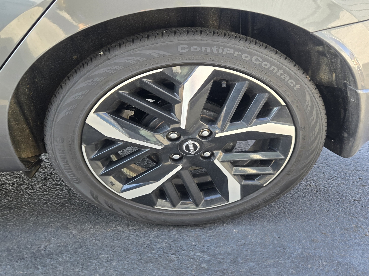 Nissan Versa SR 2025