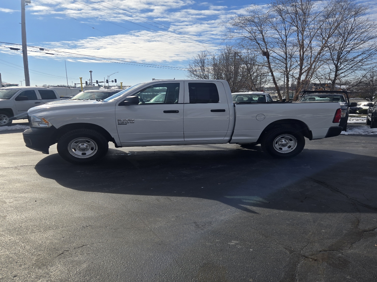 RAM 1500 Classic Tradesman Quad Cab 4WD 2020