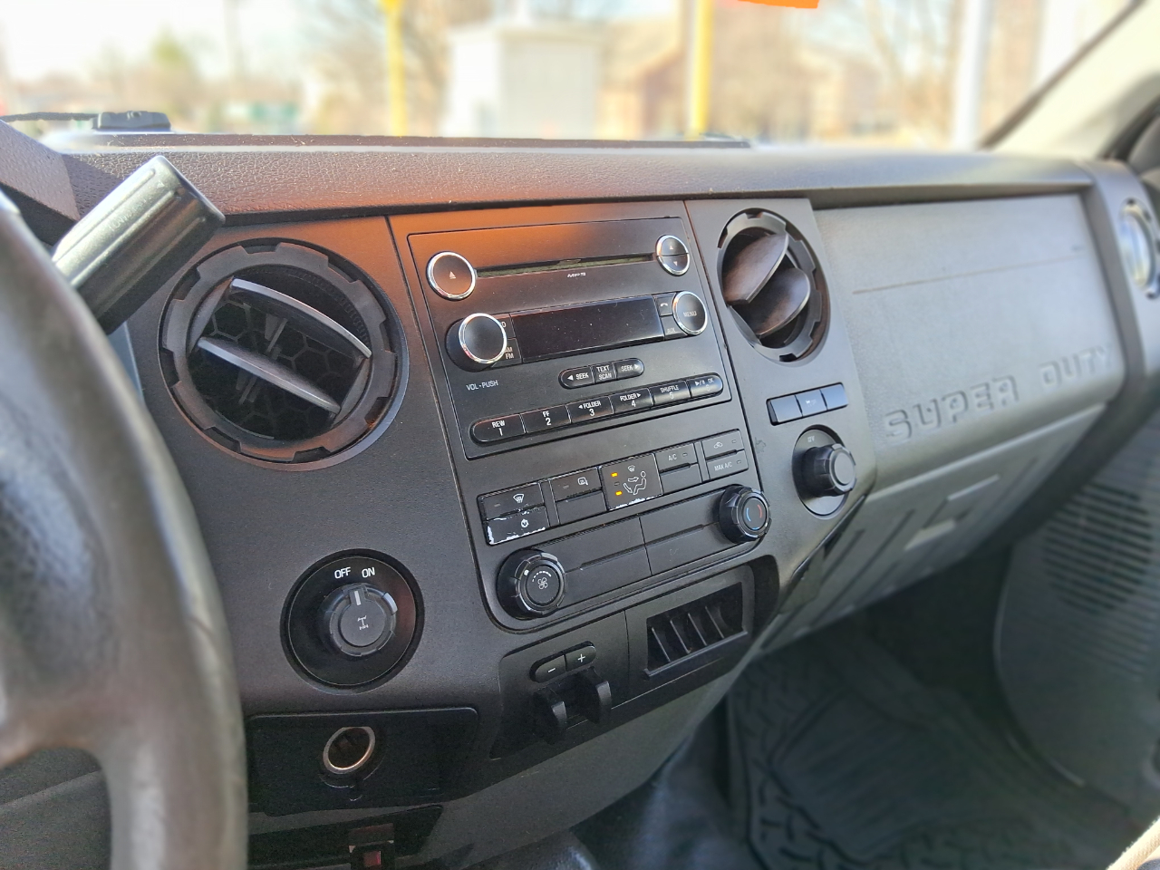 Ford F-350 SD XL Crew Cab 4WD 2015