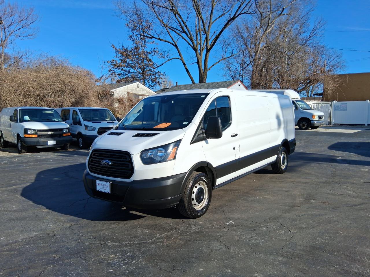 2019 Ford Transit 150 Van Low Roof 60/40 Pass. 148-in. WB