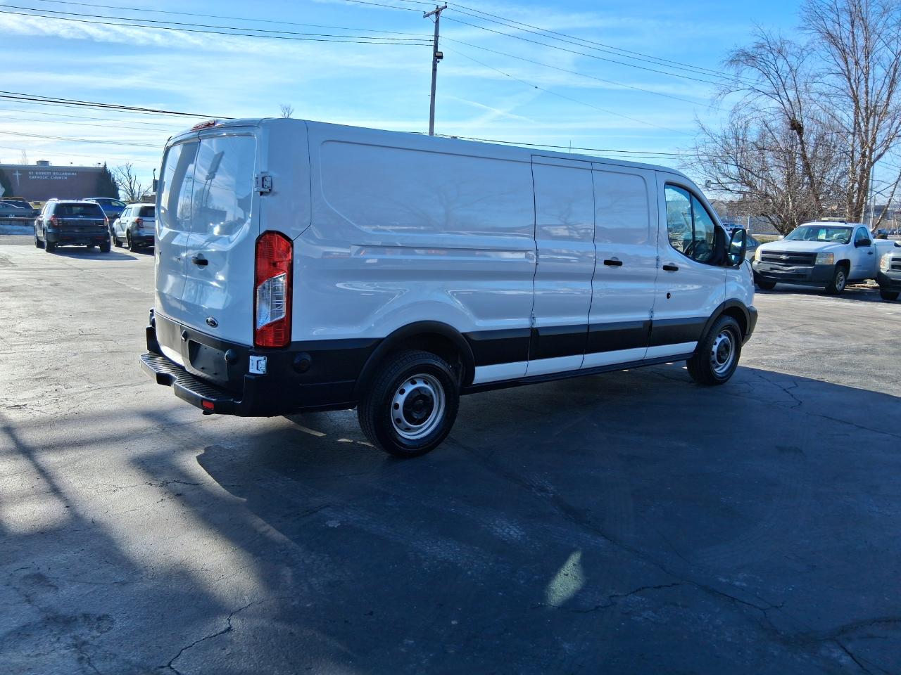 Ford Transit 150 Van Low Roof 60/40 Pass. 148-in. WB 2019
