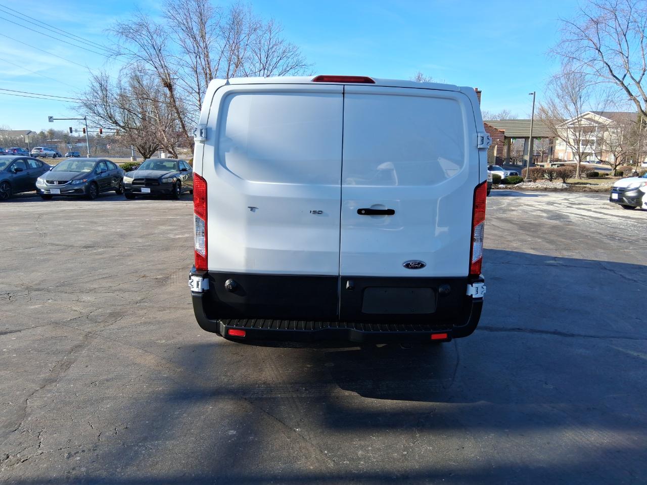 Ford Transit 150 Van Low Roof 60/40 Pass. 148-in. WB 2019