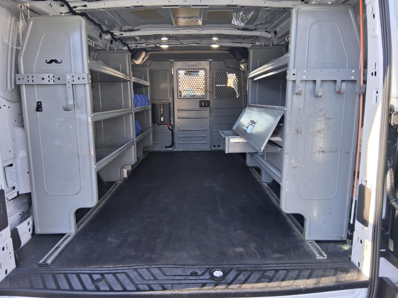 Ford Transit 150 Van Low Roof 60/40 Pass. 148-in. WB 2019