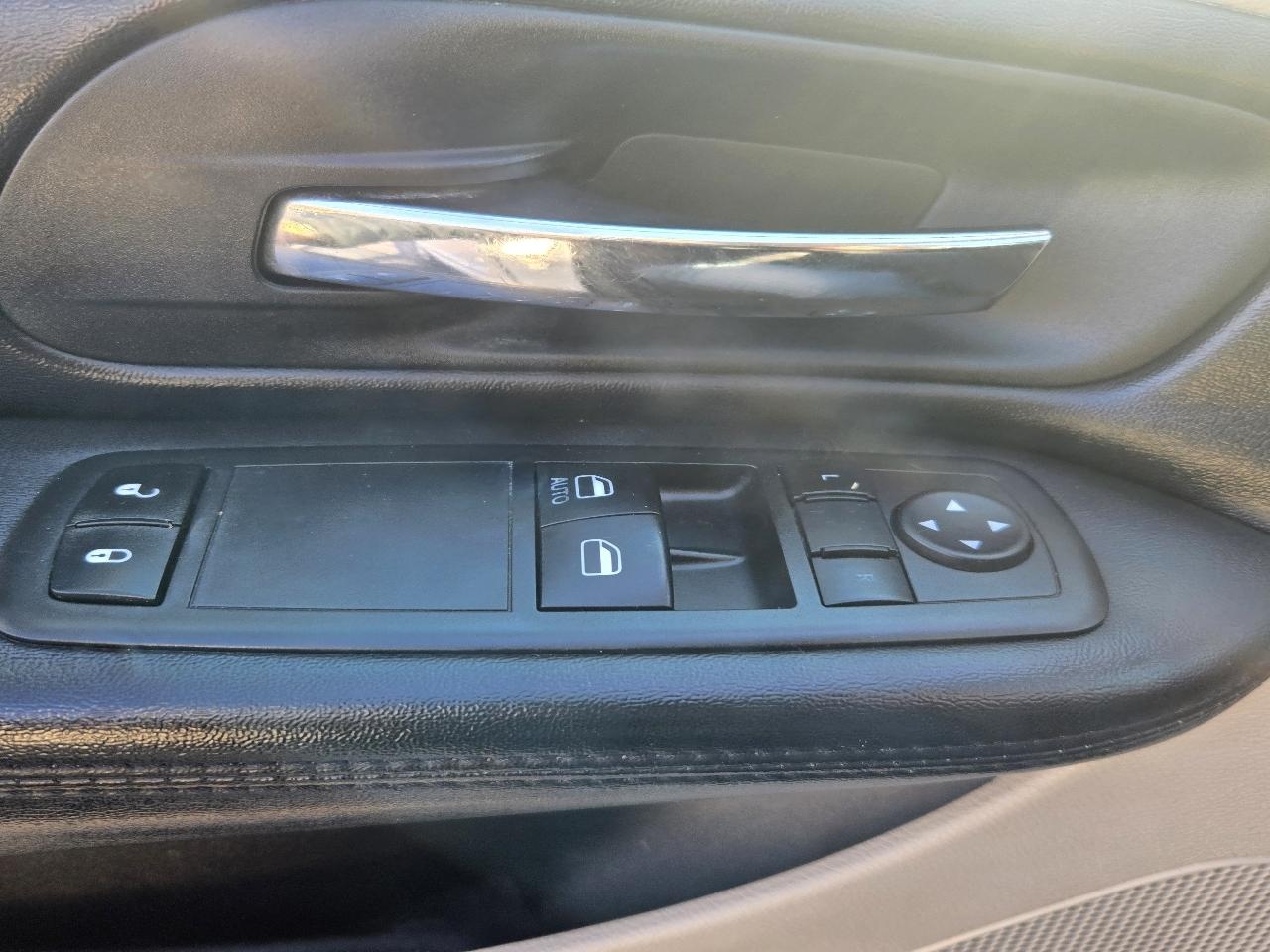 Dodge Grand Caravan SE 2013