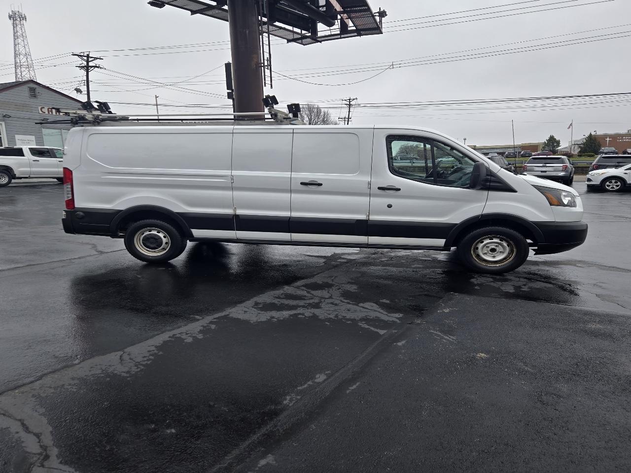 Ford Transit 250 Van Low Roof 60/40 Pass. 148-in. WB 2019