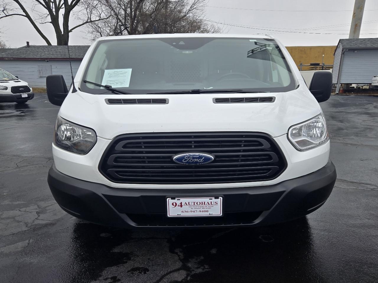 Ford Transit 250 Van Low Roof 60/40 Pass. 148-in. WB 2019