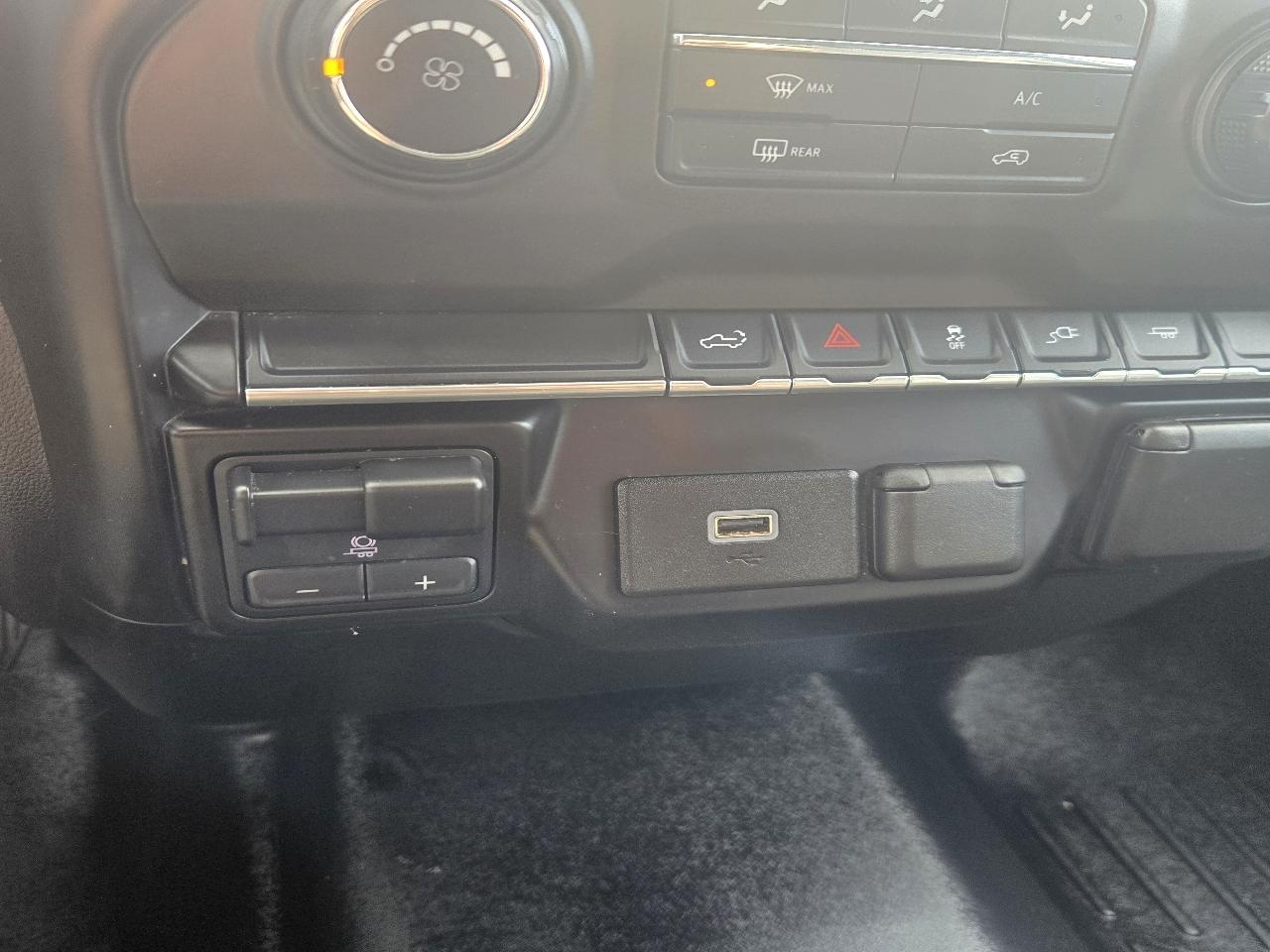 Chevrolet Silverado 1500 Work Truck Crew Cab Short Box 2WD 2019