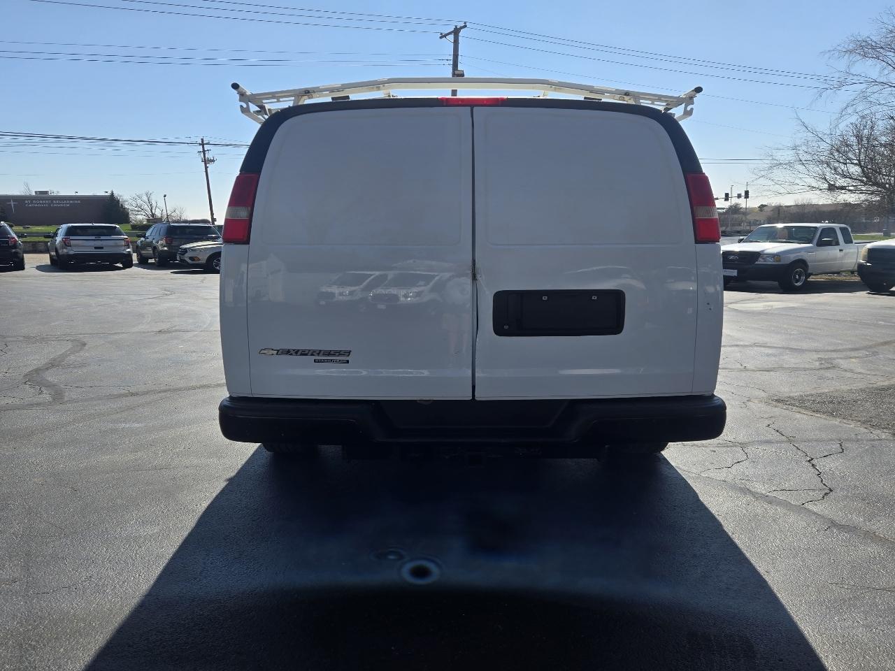 Chevrolet Express 3500 Cargo 2015