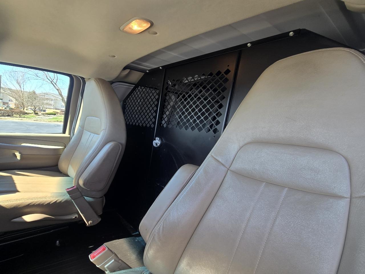 Chevrolet Express 3500 Cargo 2015