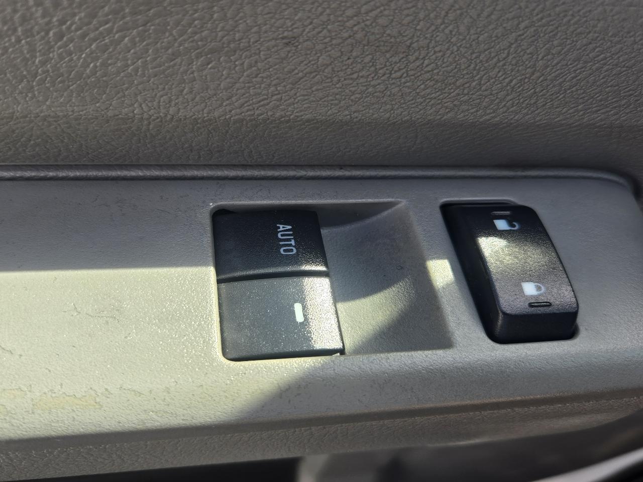 Ford Econoline E-150 XLT 2009