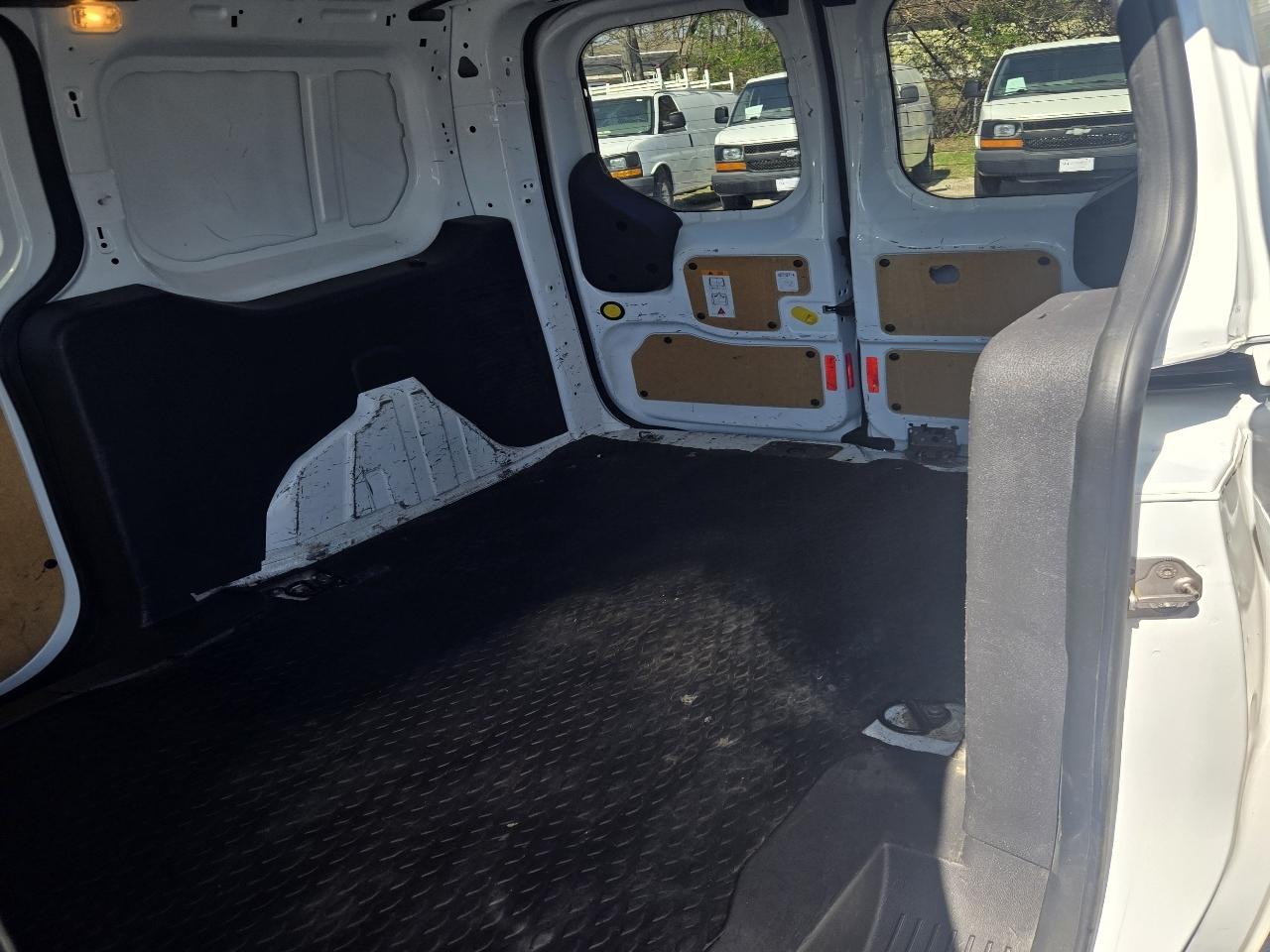 Ford Transit Connect Cargo Van XLT LWB w/Rear Liftgate 2017