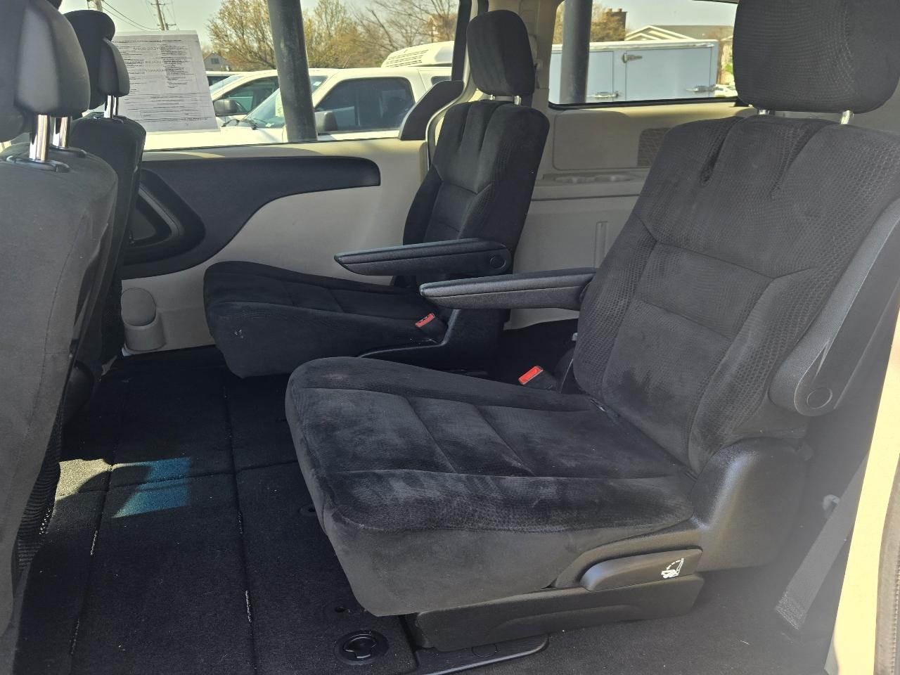 Dodge Grand Caravan SE 2016