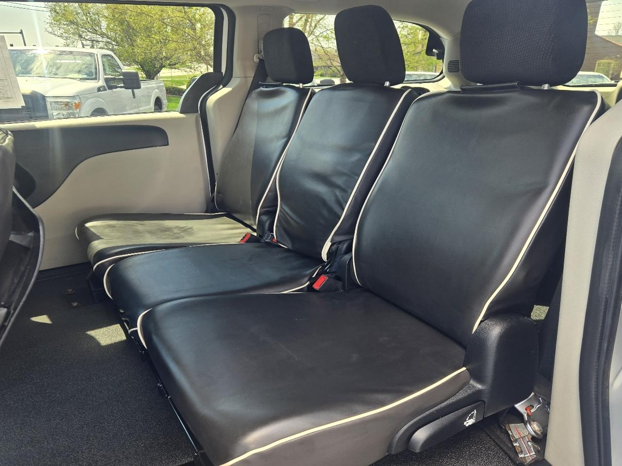 Dodge Grand Caravan SE 2015