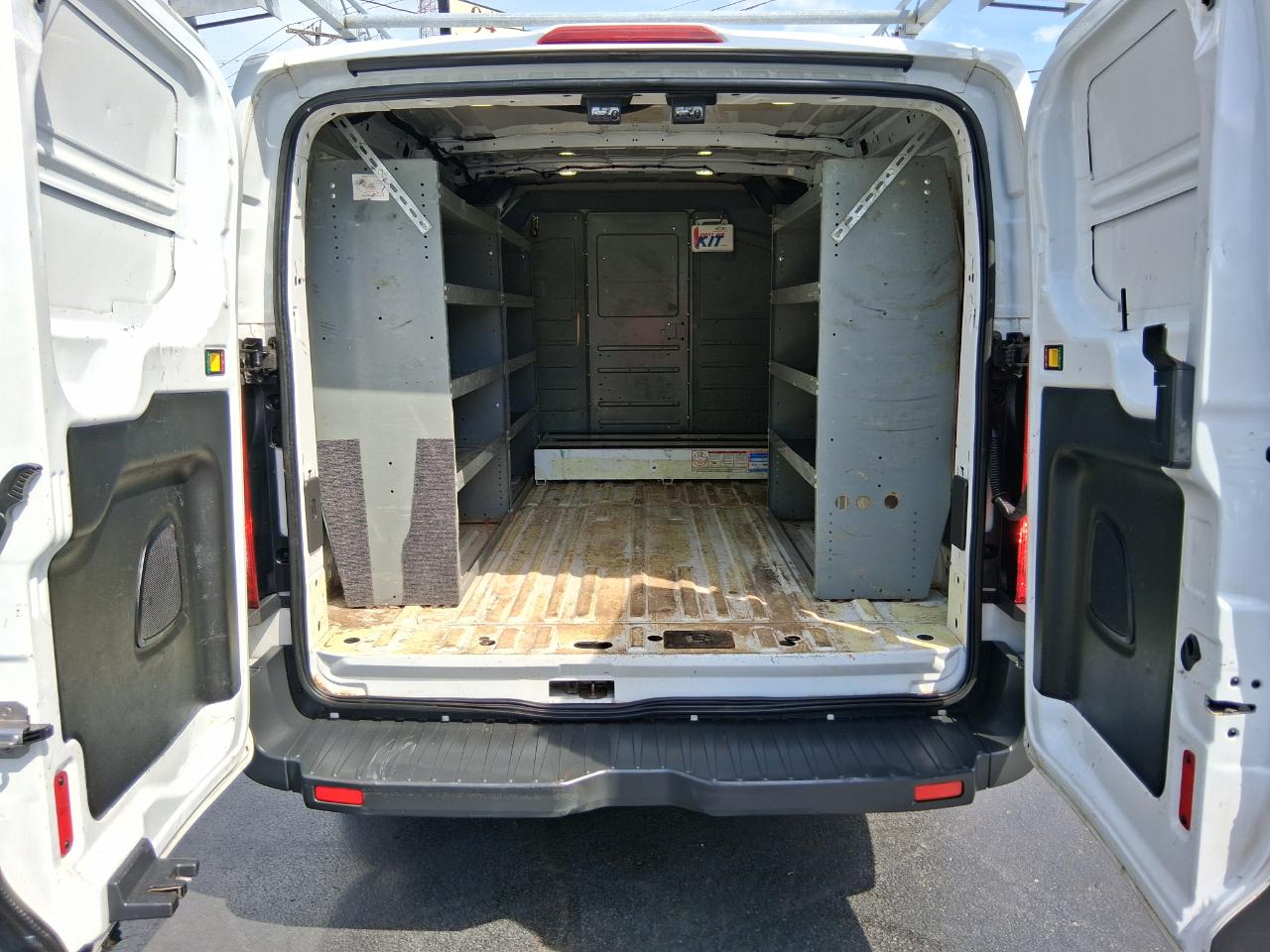 Ford Transit 250 Van Low Roof 60/40 Pass.130-in. WB 2018