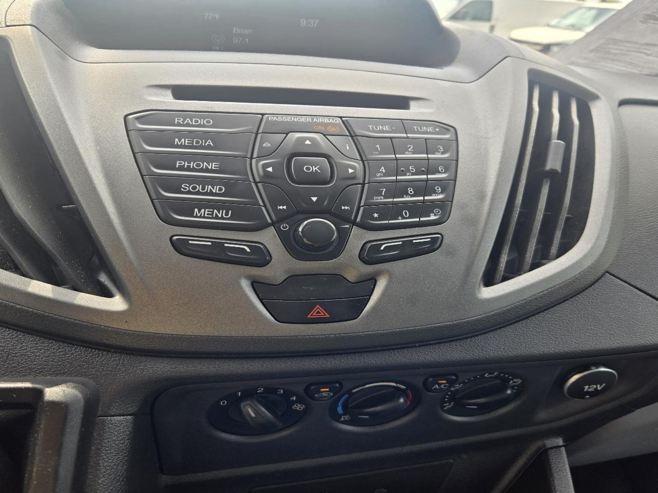 Ford Transit 350 Van Low Roof w/Sliding Pass. 148-in. WB 2017