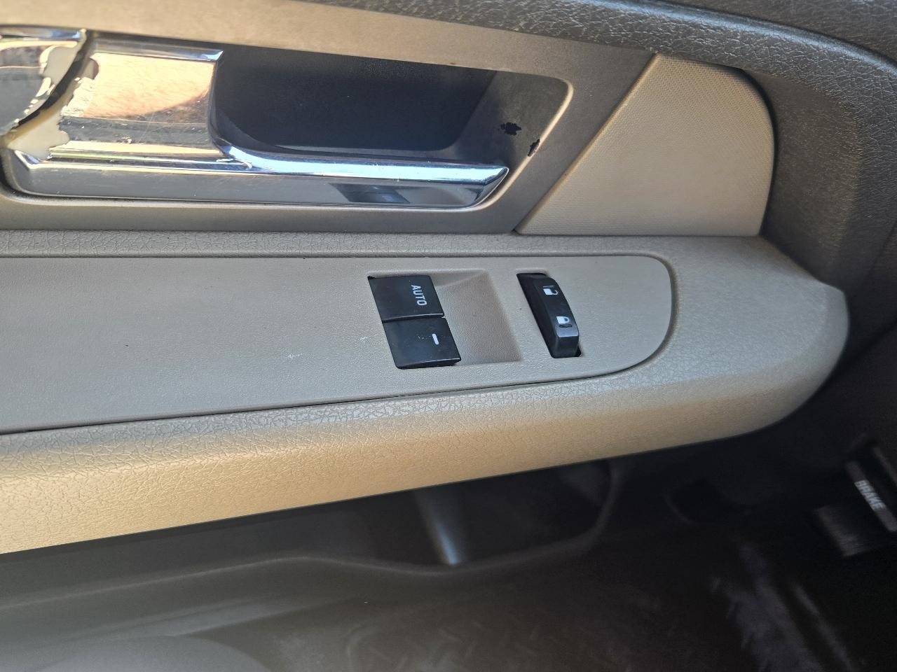 Ford F-150 XL 8-ft. Bed 4WD 2009