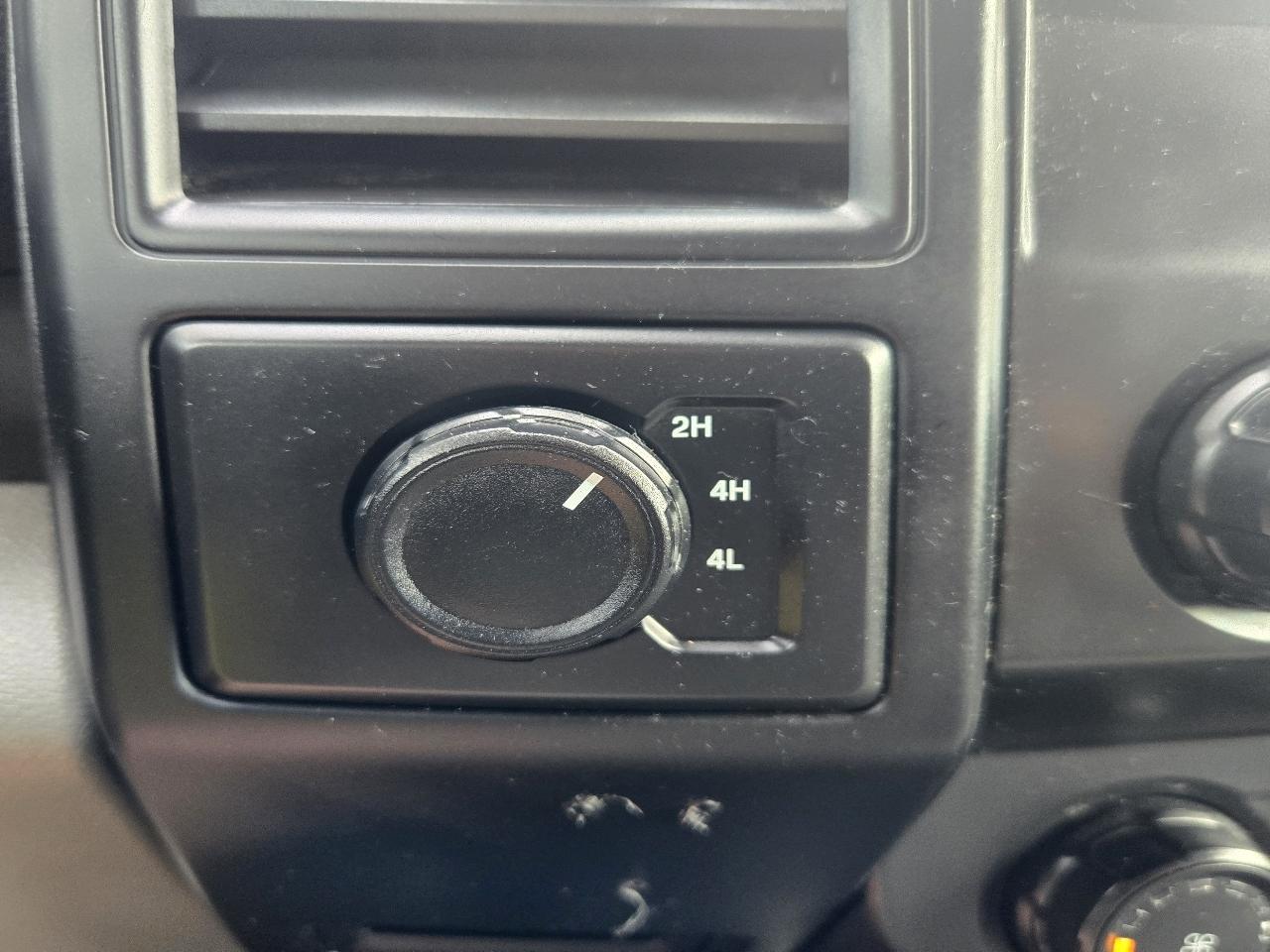 Ford F-150 XL SuperCab 6.5-ft. Bed 4WD 2019