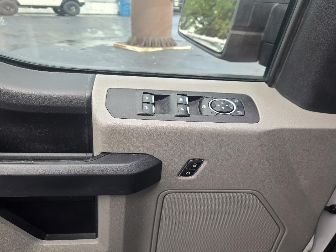 Ford F-150 XL SuperCab 6.5-ft. Bed 4WD 2019