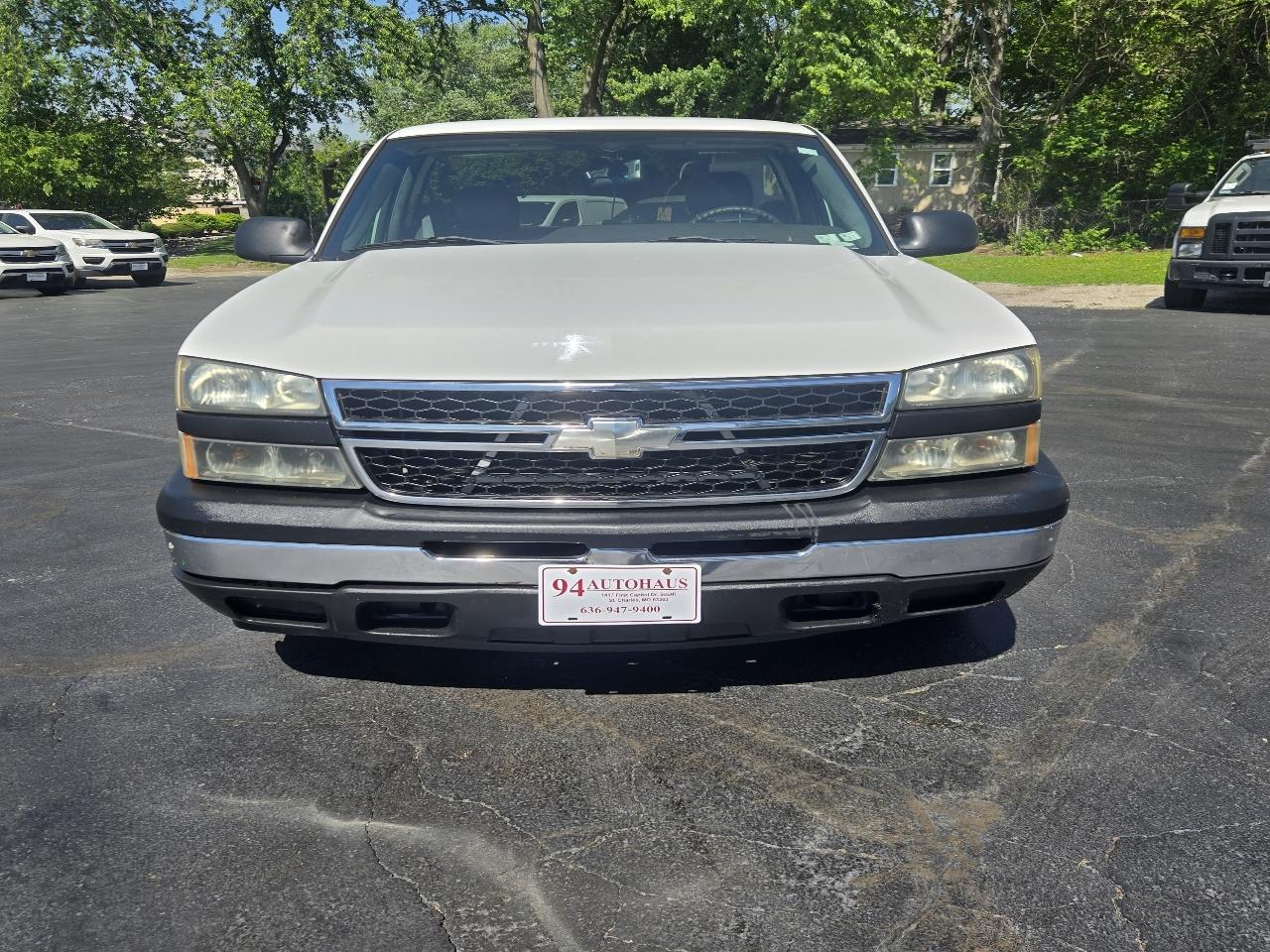 Chevrolet Silverado 1500 Work Truck Long Bed 2WD 2006