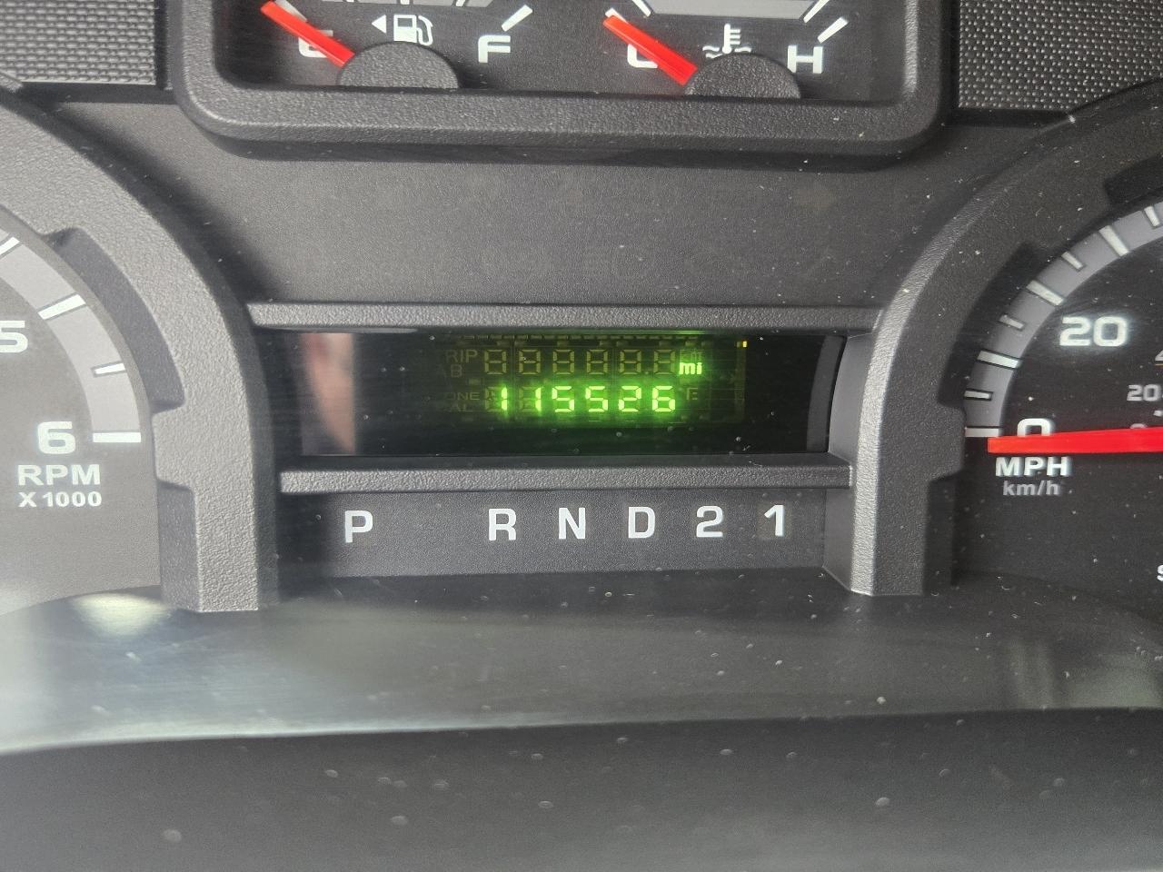 Ford Econoline E-150 2009