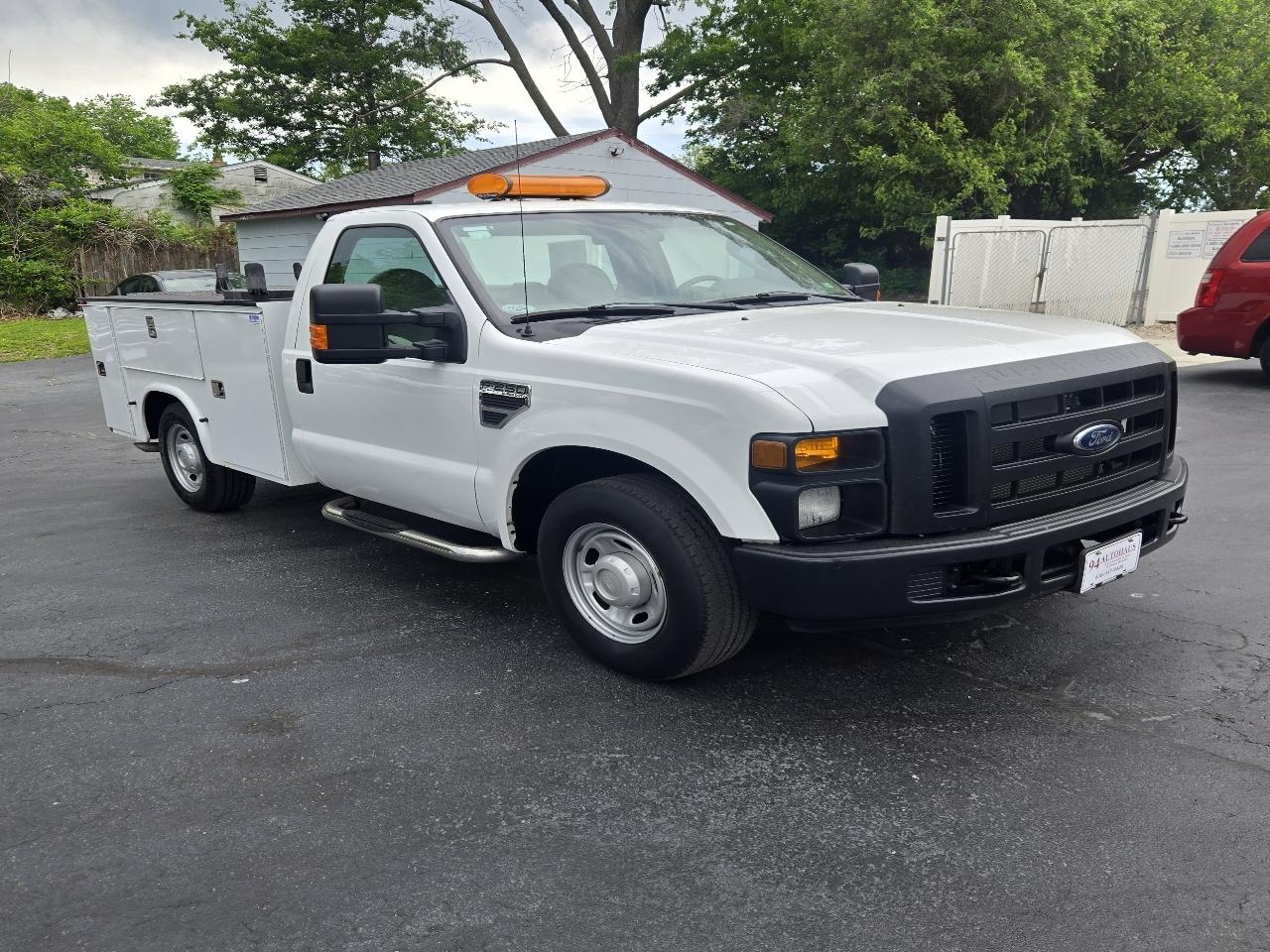 Ford F-250 SD XL 2WD 2010