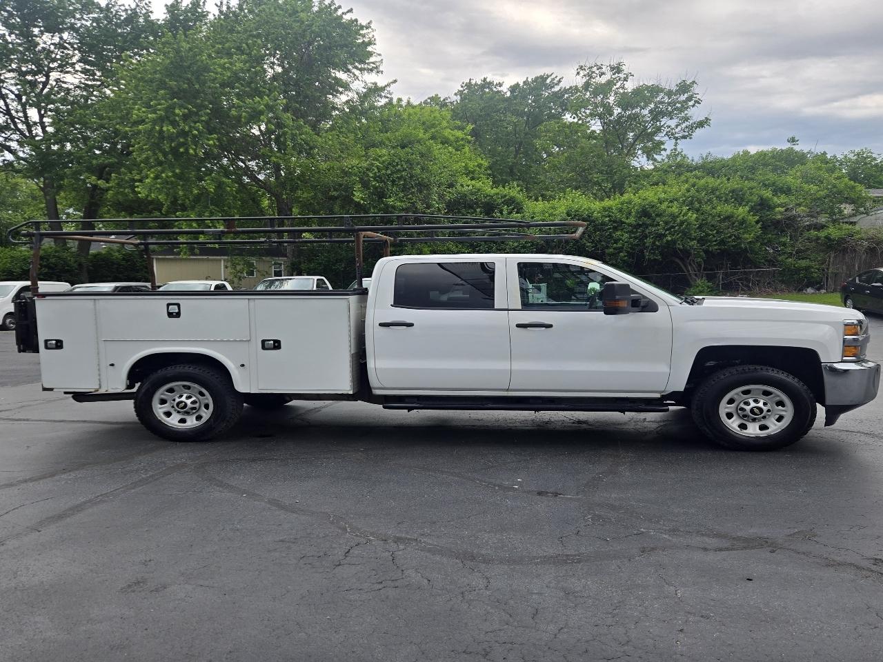 Chevrolet Silverado 3500HD Work Truck Crew Cab 2WD 2017