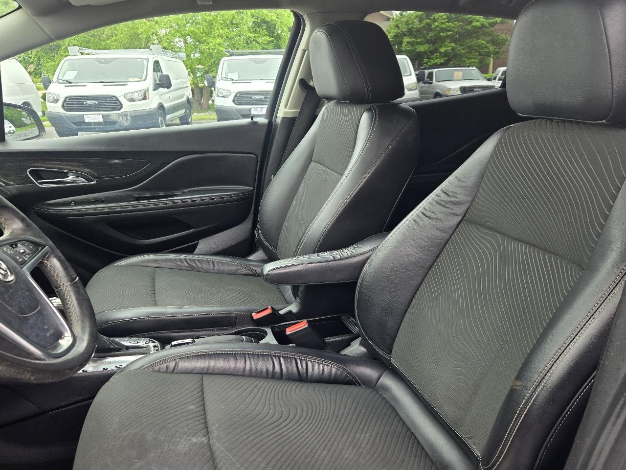 Buick Encore Convenience FWD 2013