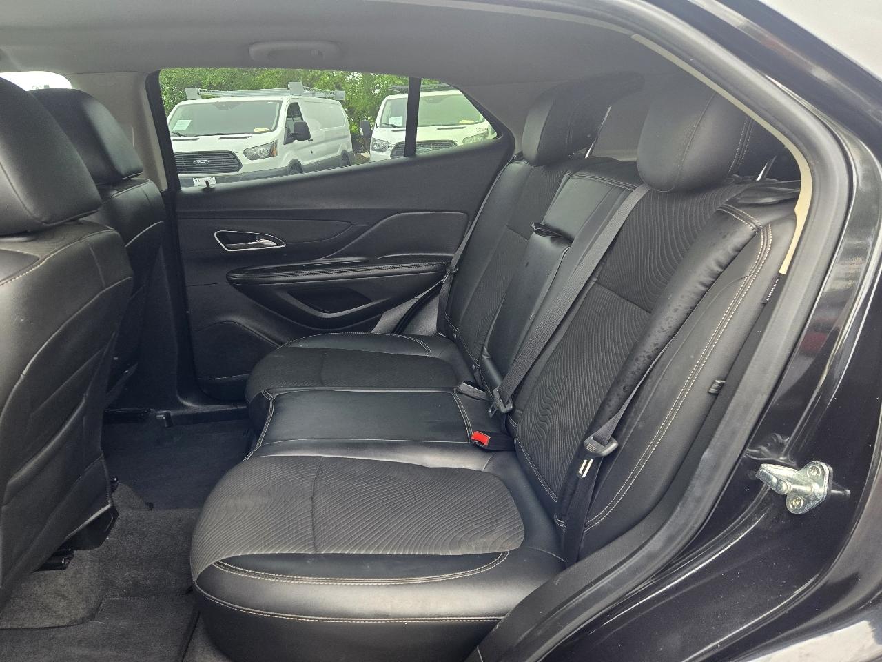Buick Encore Convenience FWD 2013