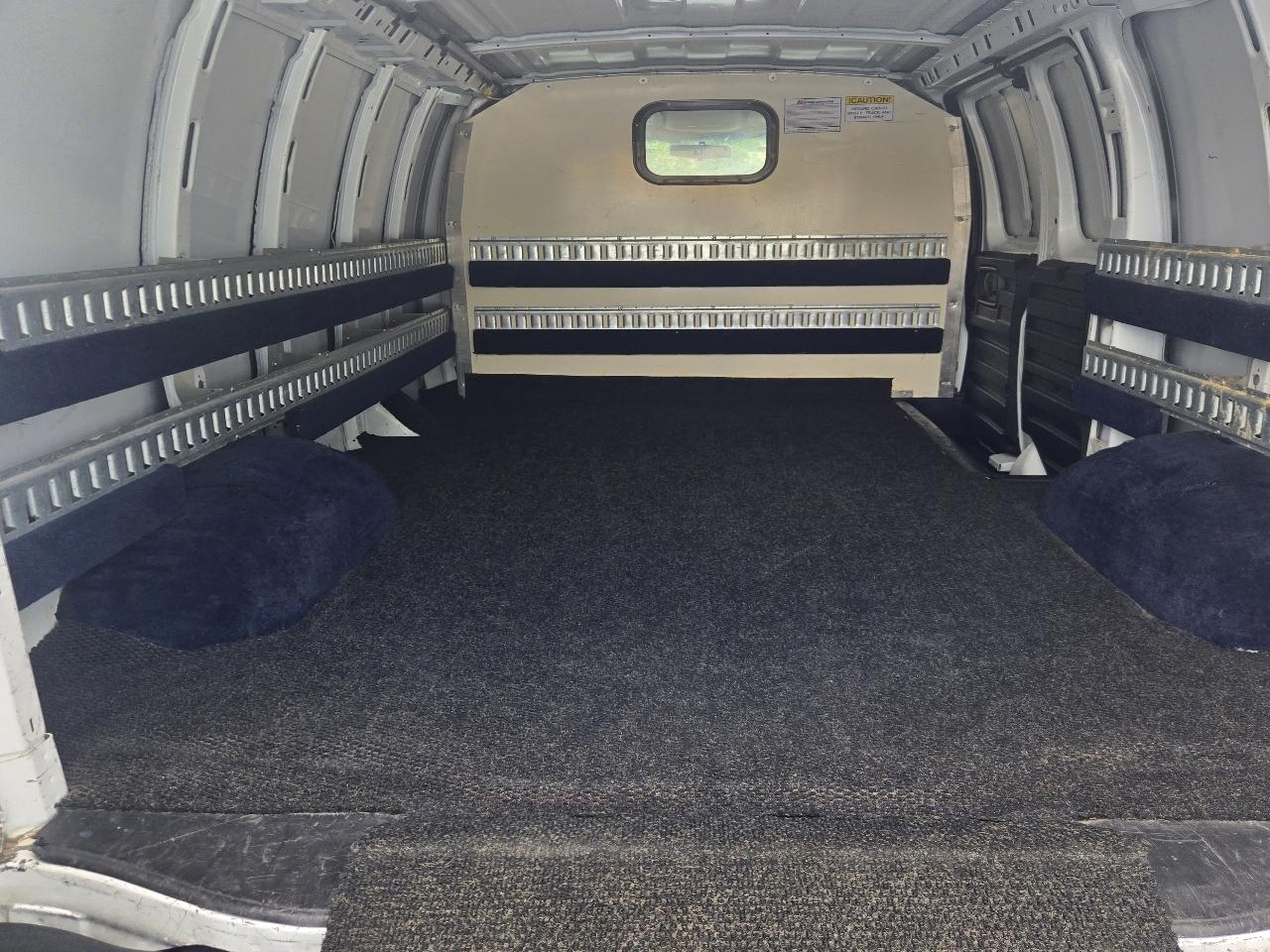 Chevrolet Express 1500 Cargo 2012