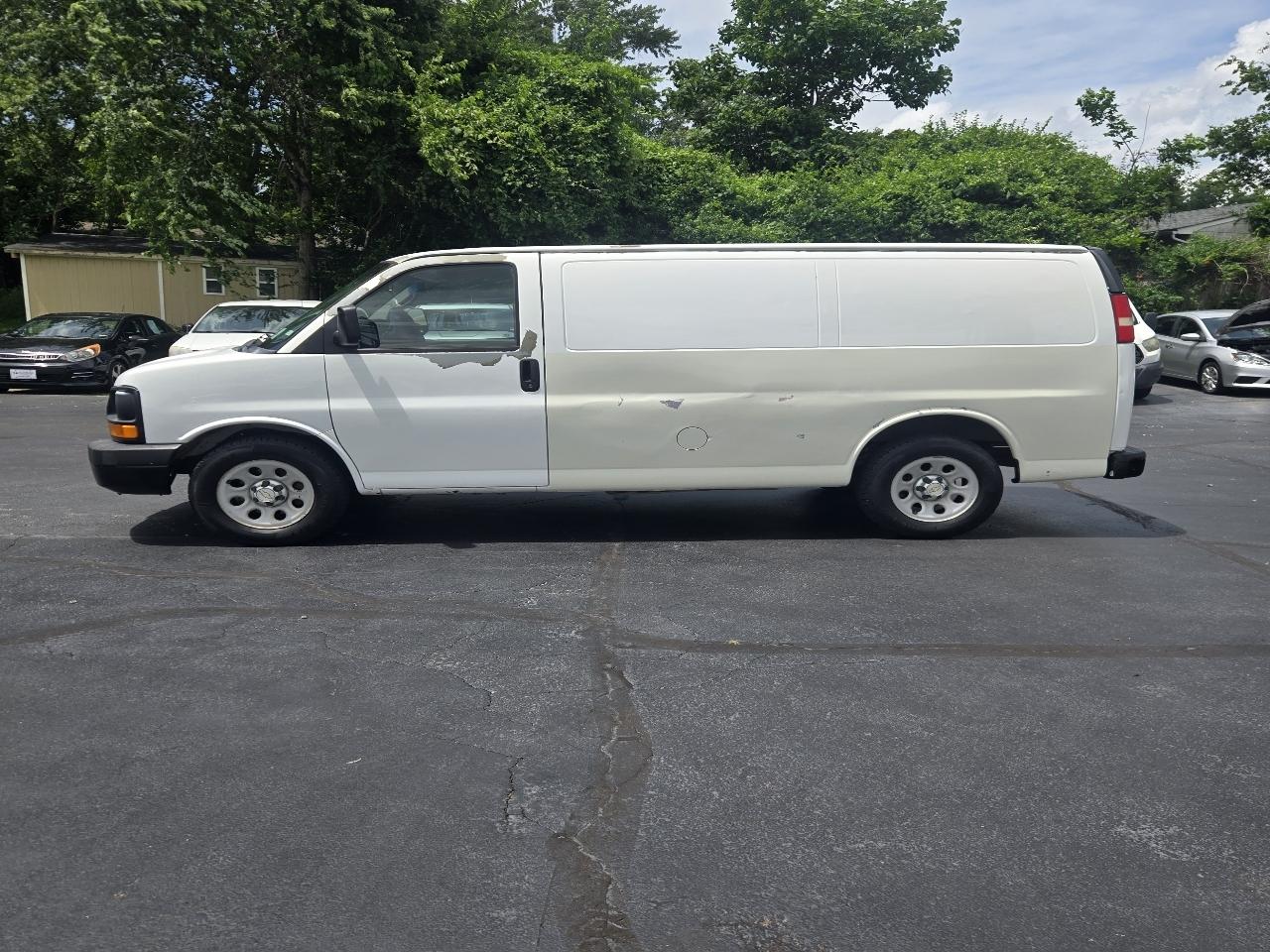 Chevrolet Express 1500 Cargo 2012