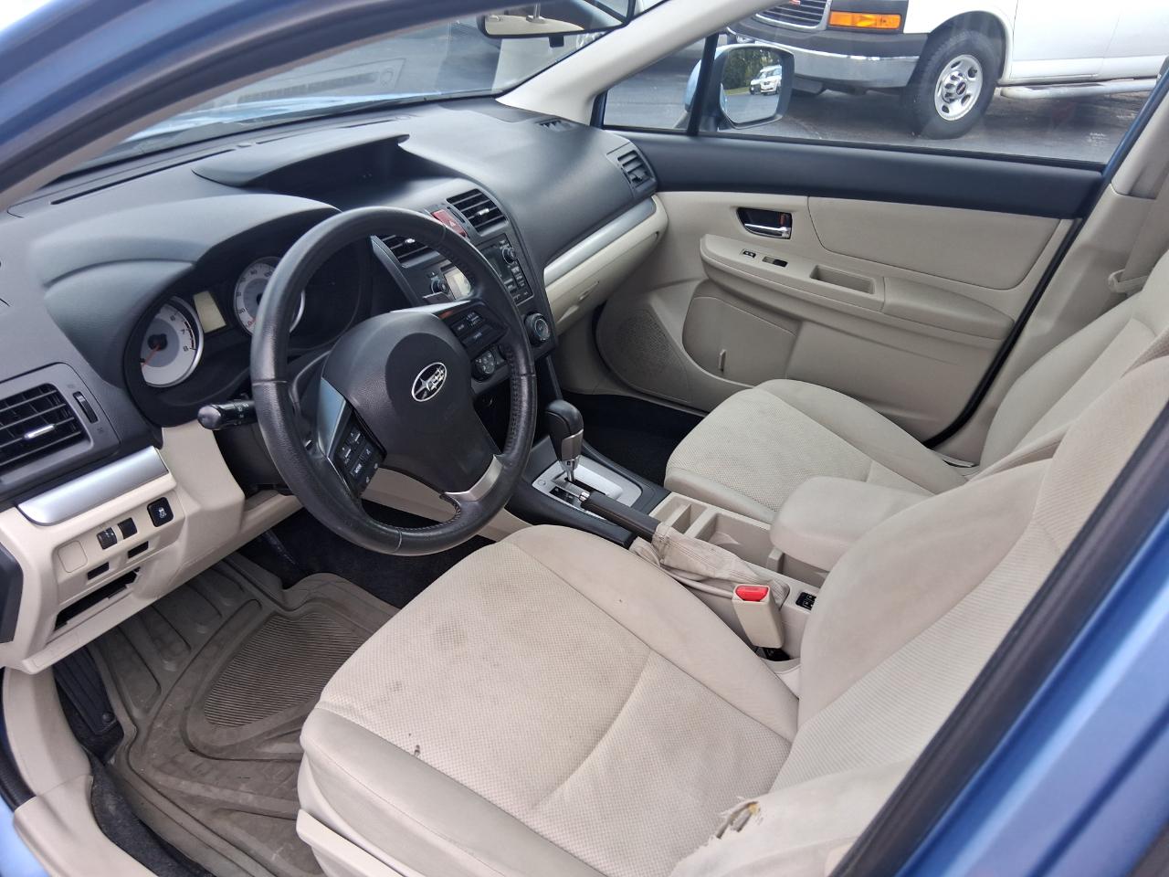 Subaru Impreza Premium Plus 5-Door+S/R 2012