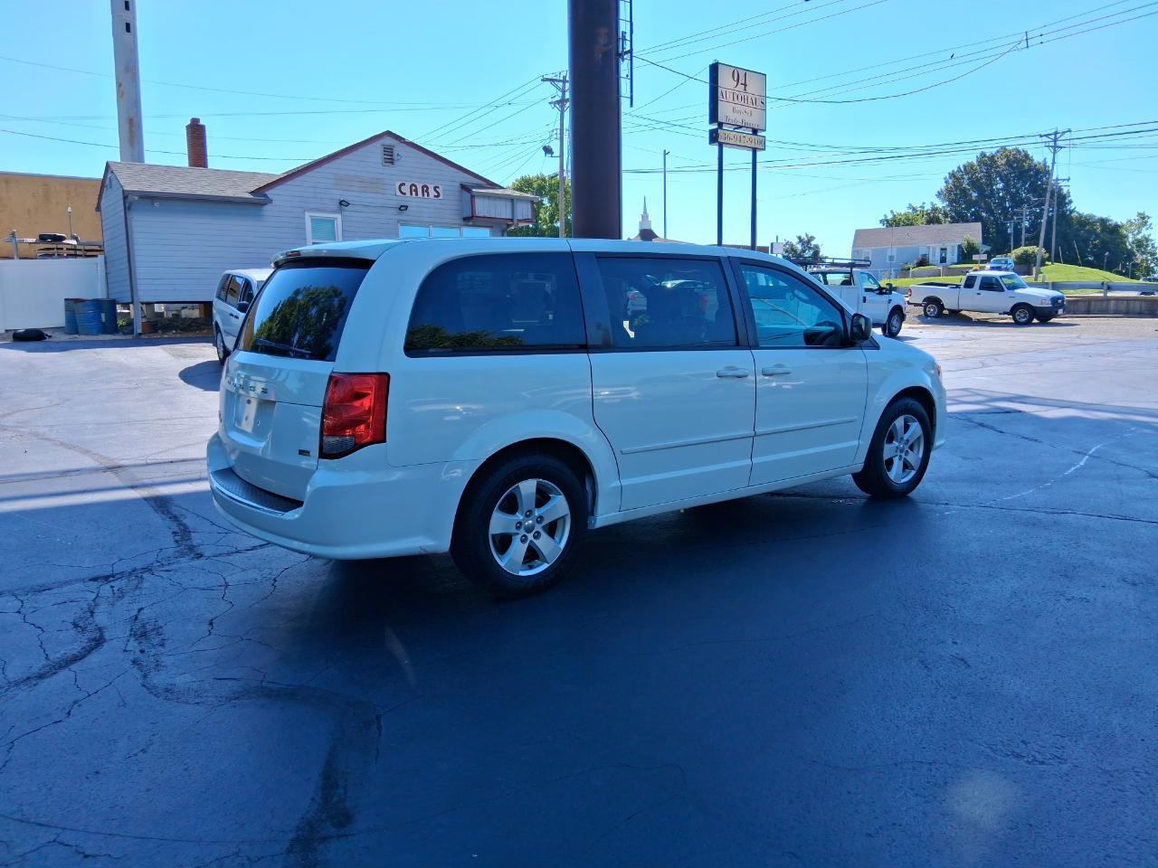 Dodge Grand Caravan SE 2013