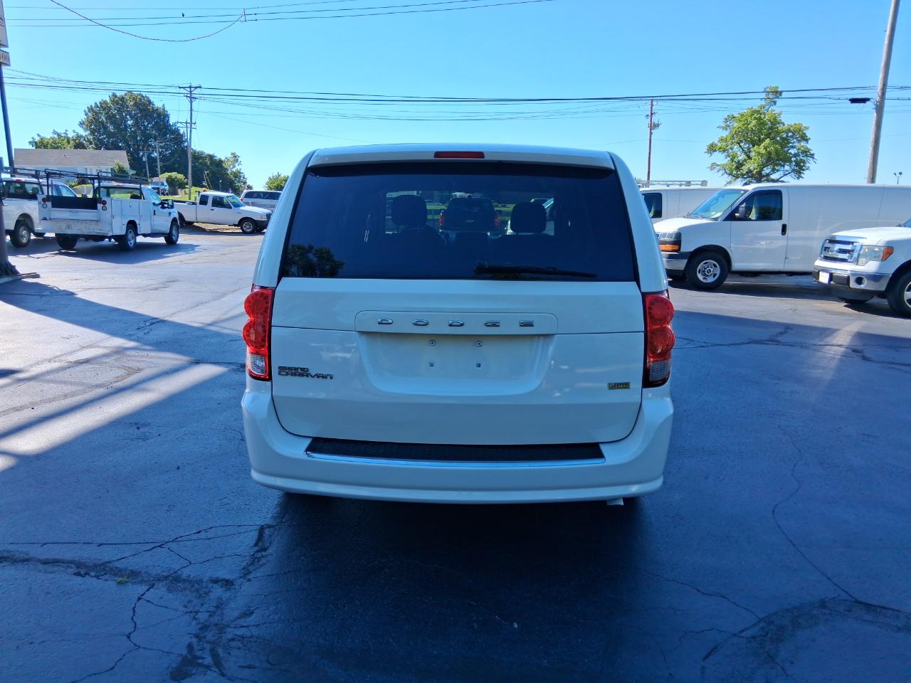 Dodge Grand Caravan SE 2013