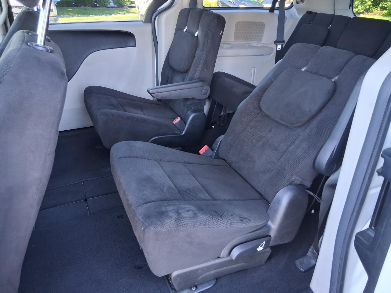 Dodge Grand Caravan SE 2013