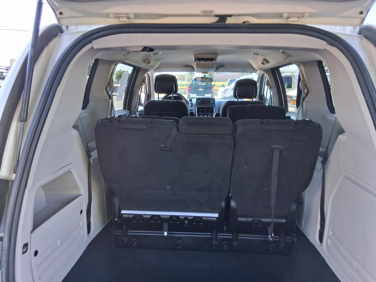 Dodge Grand Caravan SE 2013