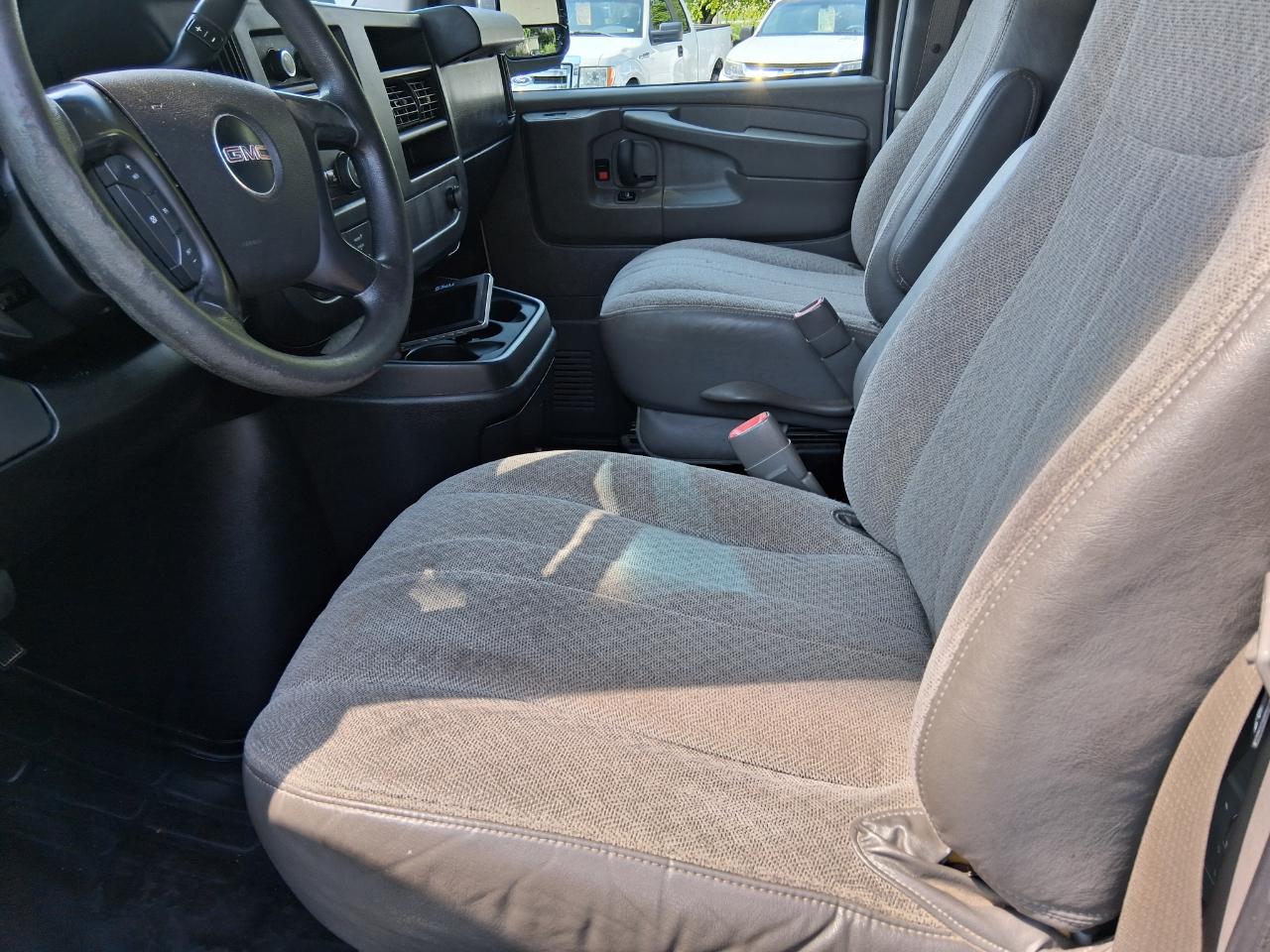 GMC Savana G2500 Cargo 2014