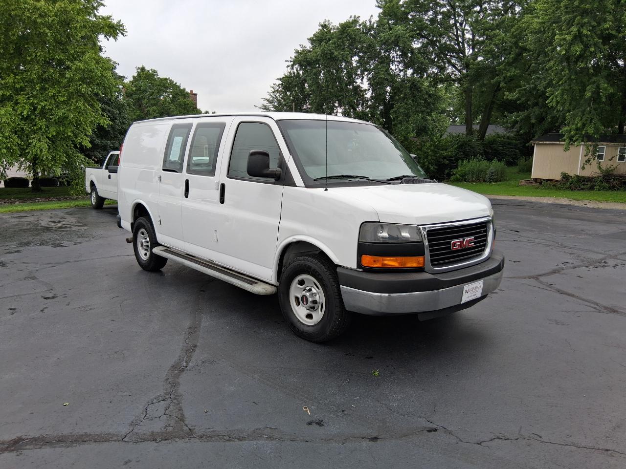 GMC Savana G2500 Cargo 2015