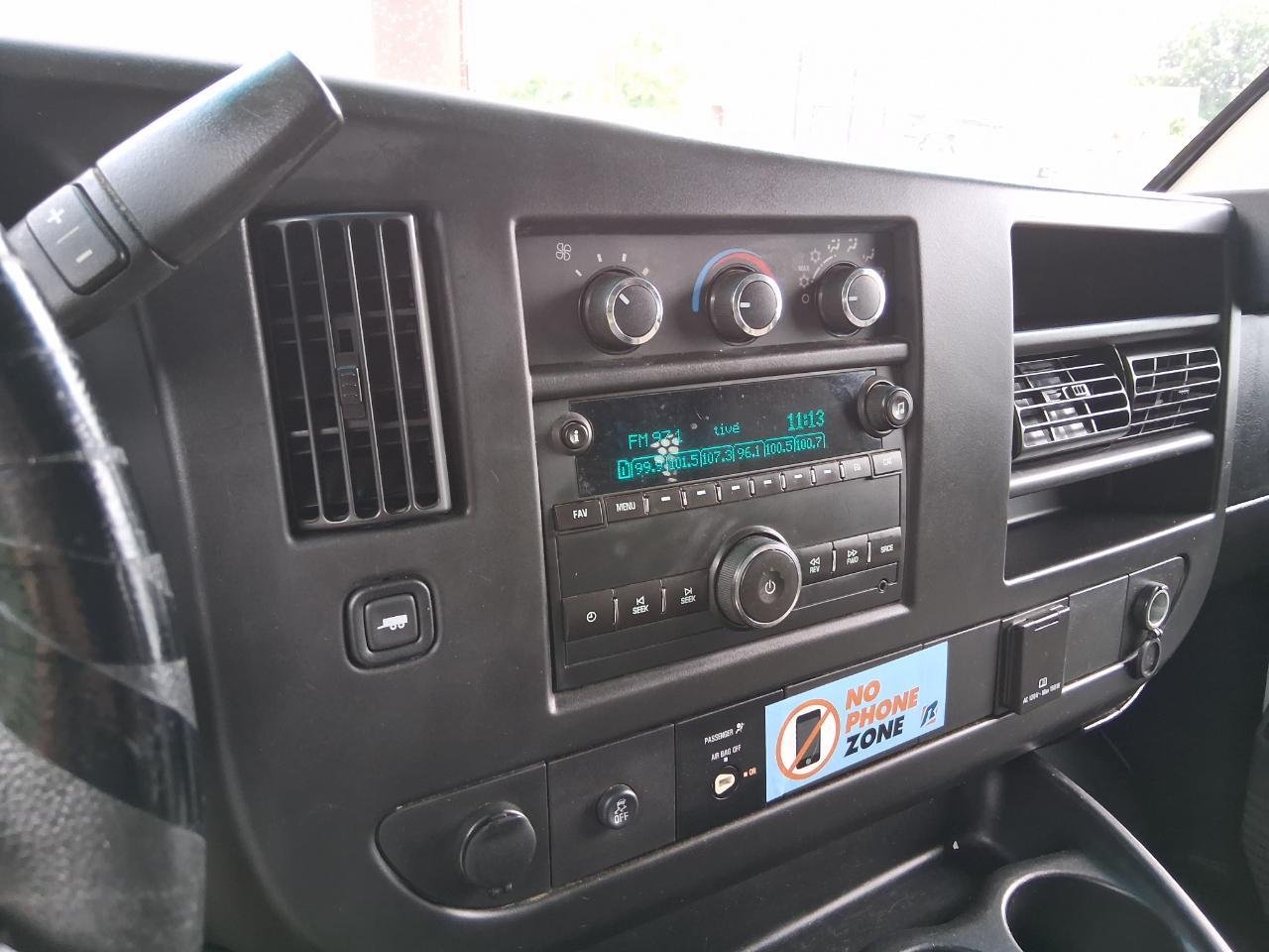 GMC Savana G2500 Cargo 2015