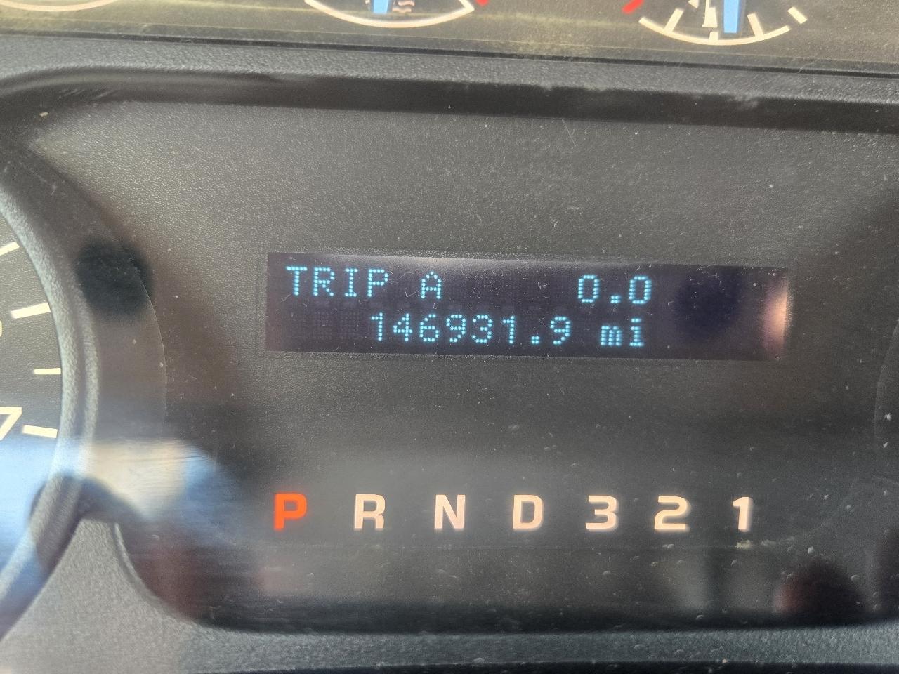 Ford F-150 XLT 8-ft. Bed 4WD 2011