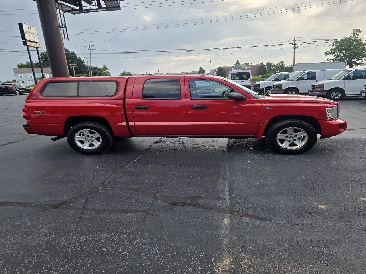 Dodge Dakota SLT Crew Cab 4WD 2011