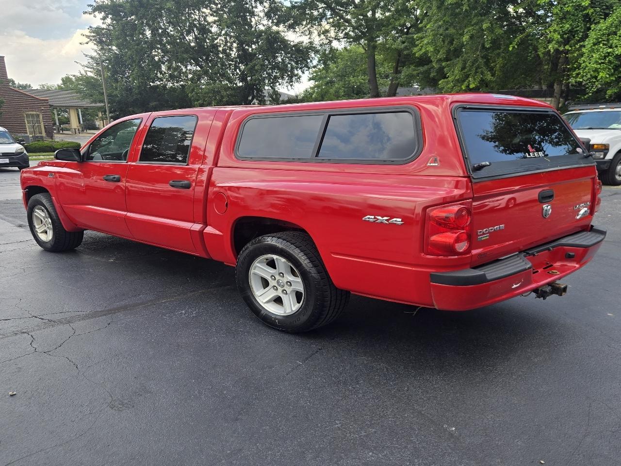 Dodge Dakota SLT Crew Cab 4WD 2011